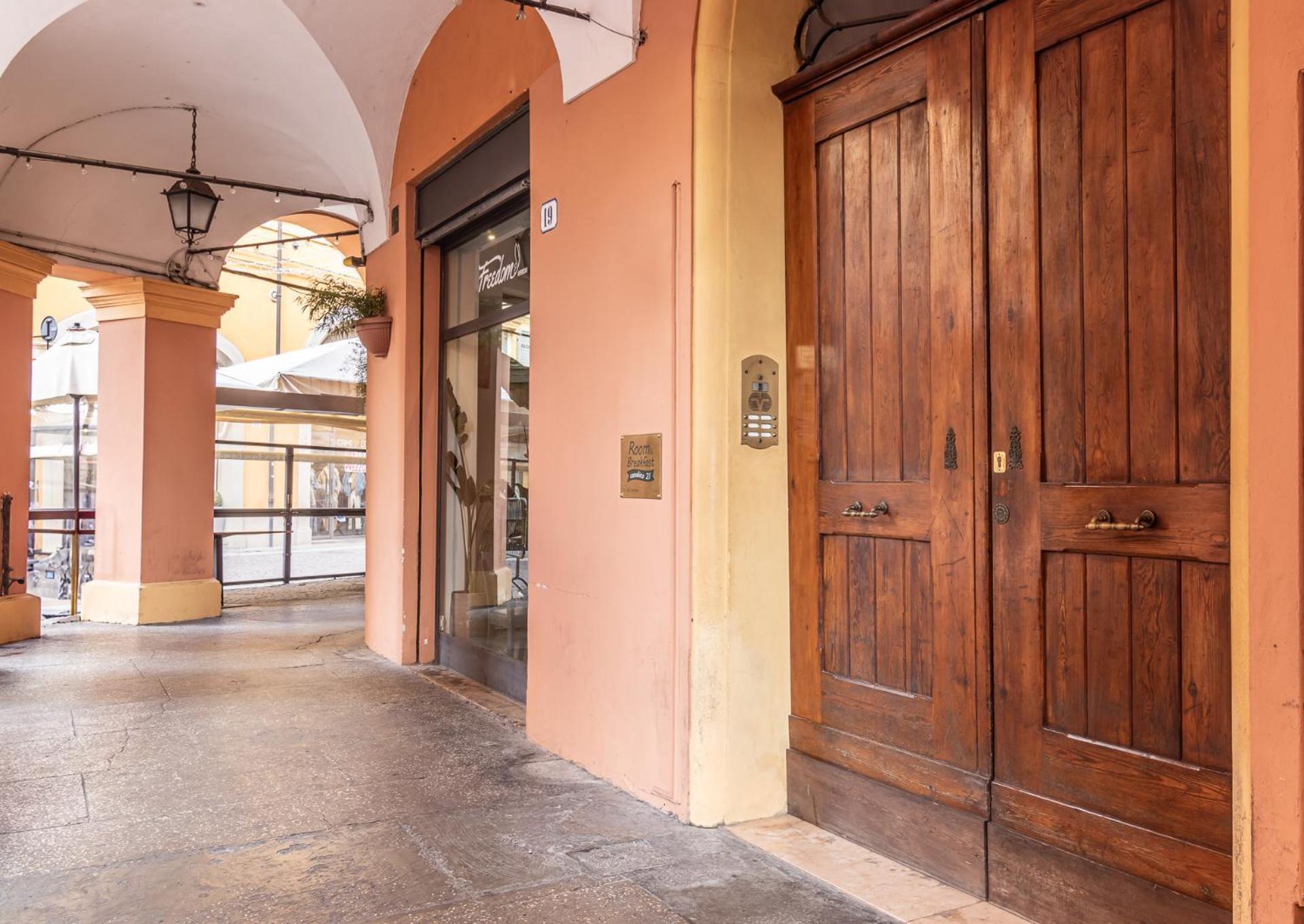 Room & Breakfast Canalino 21 Modena Exterior foto